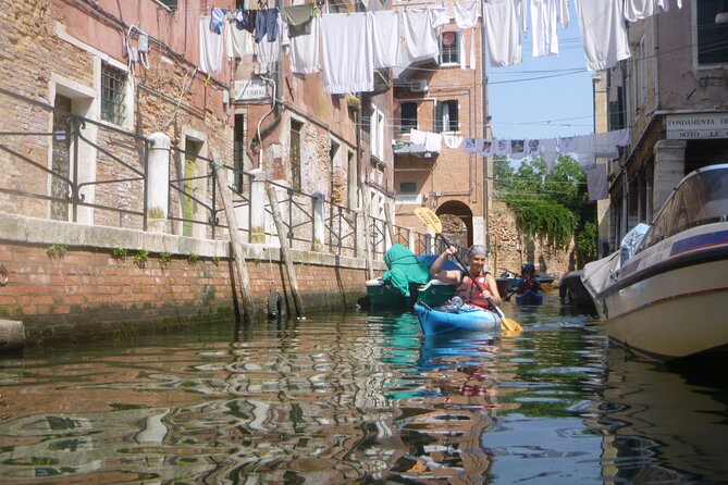 2 Hour Venice Canal Kayak Tour - Premium experience by day - Narrow canals call for alert paddling