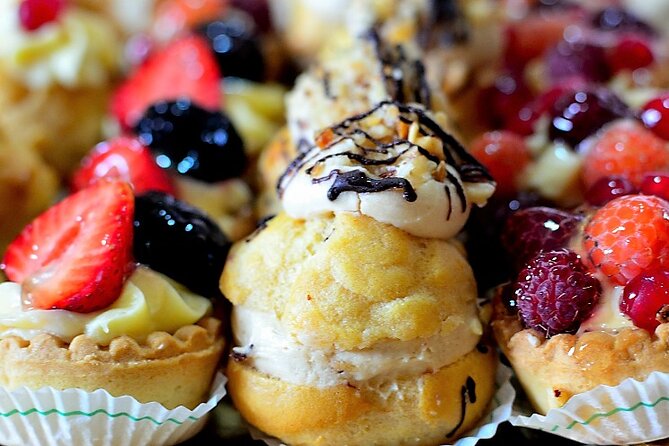A Sweet Stroll Through Venice: Pastries, Chocolate, and Gelato - End with gelato at Gelateria Gallonetto