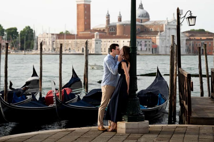 A Unique Photoshoot in Venice - A Venice portrait session, not a sightseeing tour