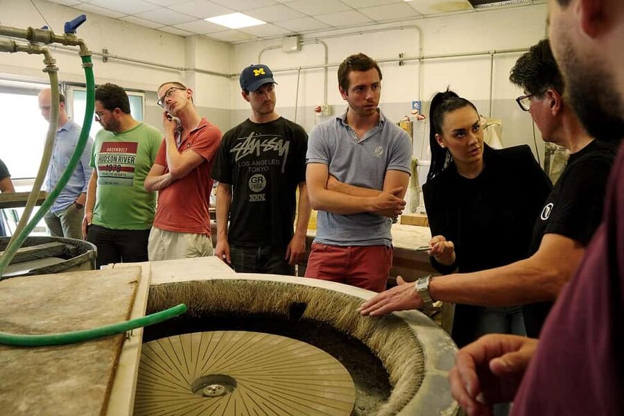 Arte Di Murano: Glass Factory Tour - Inside the 2,000-square-meter glass factory