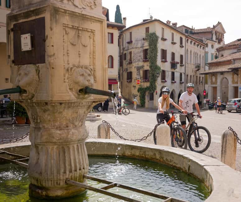 Asolo and the hills: easy e-bike tour - Vineyards, olive groves and Villa di Barbaro