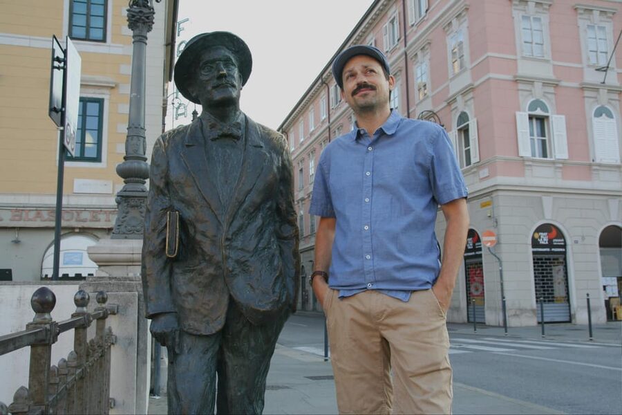 Best of Trieste: Walking Tour with Private Guide - Climb toward the Roman Arch and San Giusto