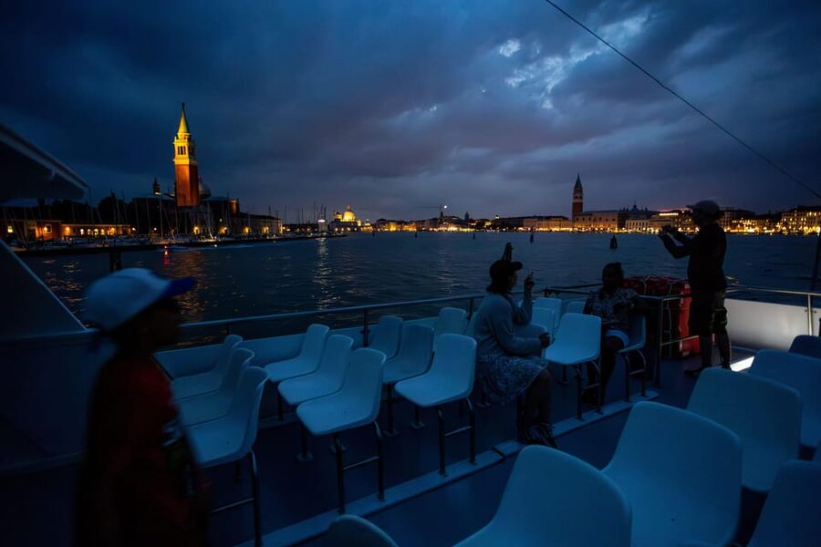 Chioggia-Venice: Day&Night Boat Transfer Round-Trip or 1-Way - From Sottomarina to Riva degli Schiavoni