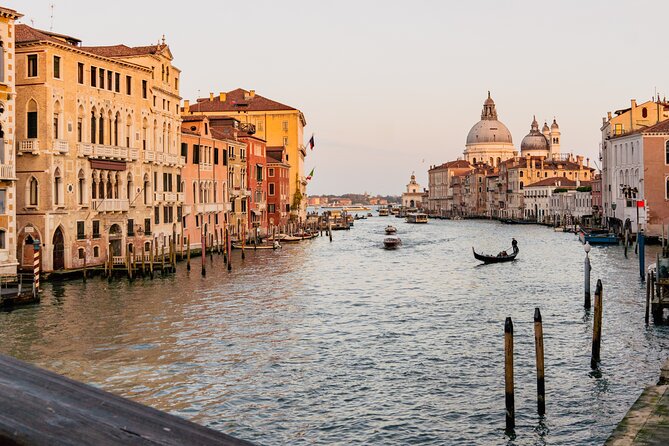 Cinematic Photoshoot in Venice: Capture Venice Hidden Gems - Getting the best results from the session