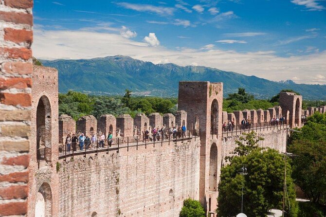 Cittadella Card - Walking Cittadella’s medieval walls