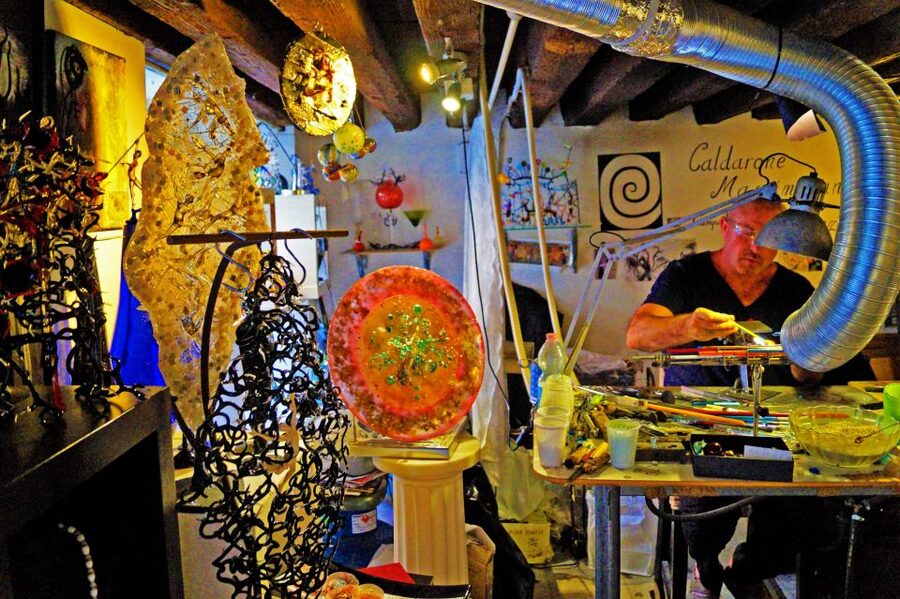 Create Your Glass Artwork: Private Lesson With Local Artisan - First, learn what Murano glass means