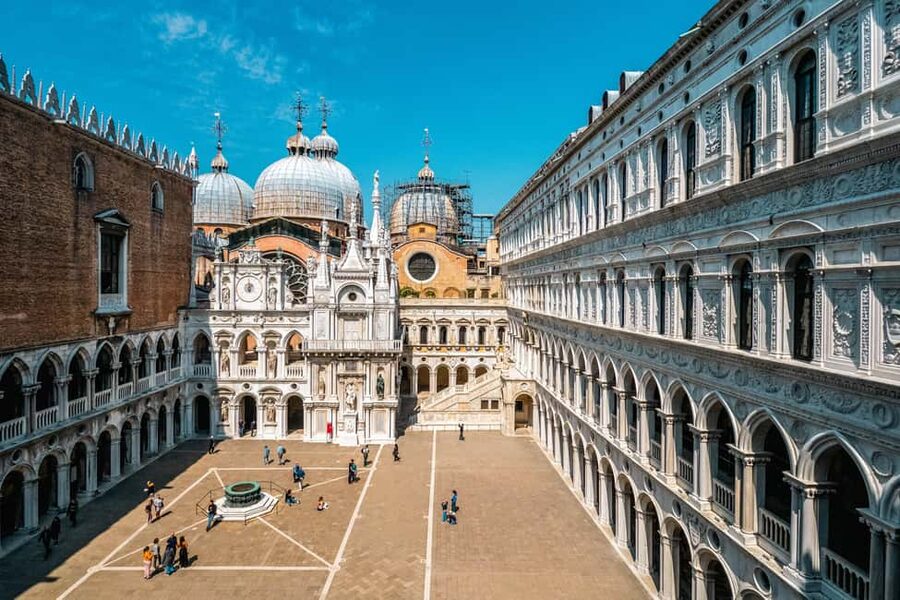 Doge's Palace, Bridge of Sighs & Prison Skip-the-Line Tour - The museums let you set your own pace
