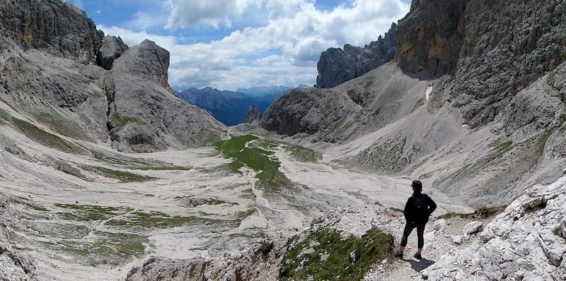 Dolomites of Bolzano: Hiking Experience with a local Guide - Choosing a Dolomites route with your guide