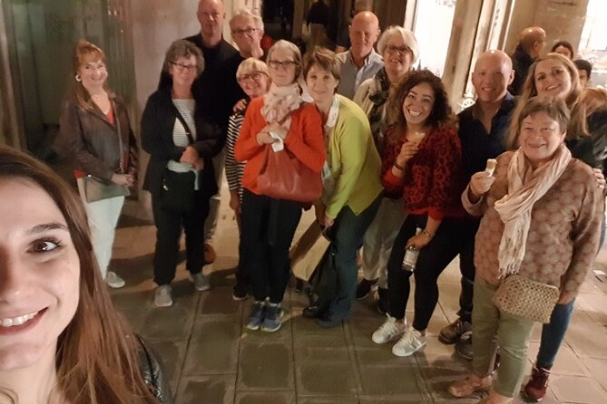 Eat, Drink and Repeat: Wine and Food Tasting Tour in Venice - Group size, pace and timing