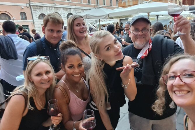 Eat, Drink and Repeat: Wine and Food Tasting Tour in Venice - Meeting at Campo San Giacomo di Rialto