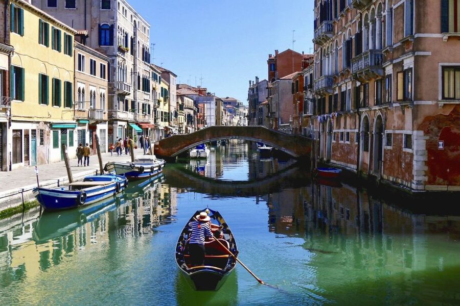 Evening Walking Tour with optional motorboat Ride - FAQ