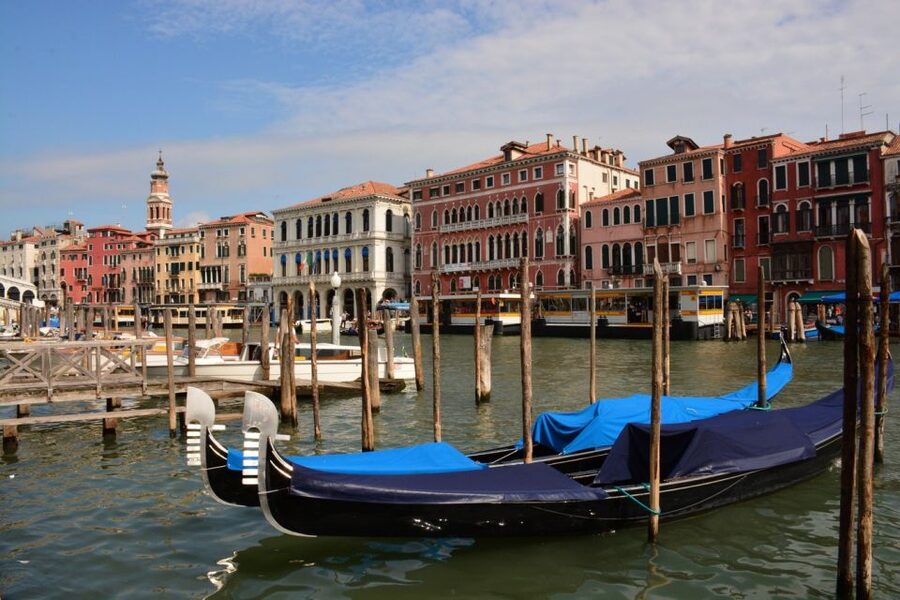 From Lake Garda: Full-Day Guided Group Tour of Venice - Should you book it?