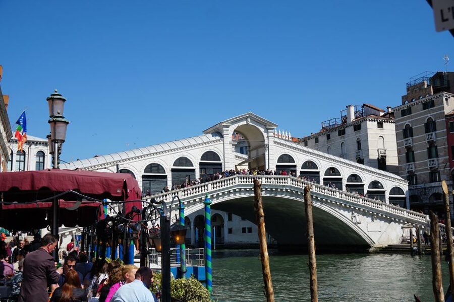 From Punta Sabbioni: Venice, Murano & Burano Guided Tour - Who this lagoon trip suits best