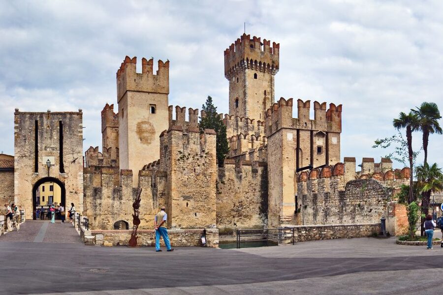 From Verona: Day tour to Lake Garda, Sirmione and Borghetto - The route, pace, and transport