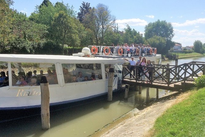 Full-Day Padua to Venice Burchiello Brenta Riviera Boat Cruise - Commentary, guides, and the pace onboard