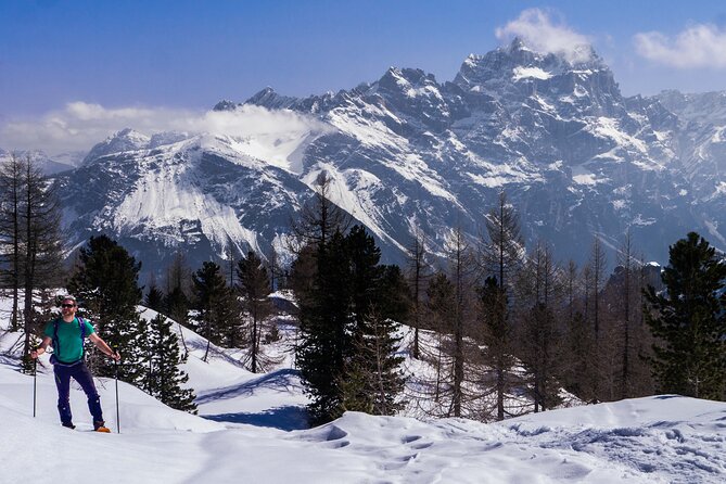 Guided Snowshoeing Day to Discover the Dolomites - Starting with snowshoes near San Vito di Cadore