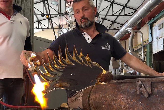 Luxury Tour of Murano & Burano by Private Boat and Guide - Burano: color, canals, and a lace-maker