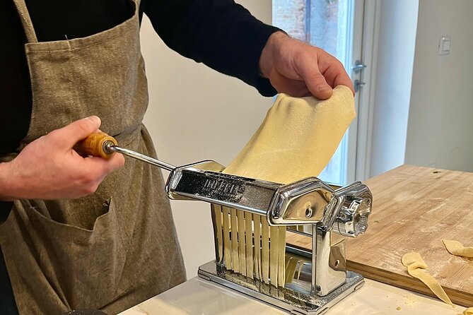 Market Tour and Cooking Class with a Local Venetian Chef - What the four-hour format is worth
