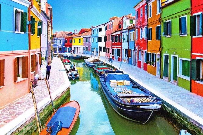 Murano, Burano and Torcello Half-Day Sightseeing Tour - The Boat Ride and the Guide