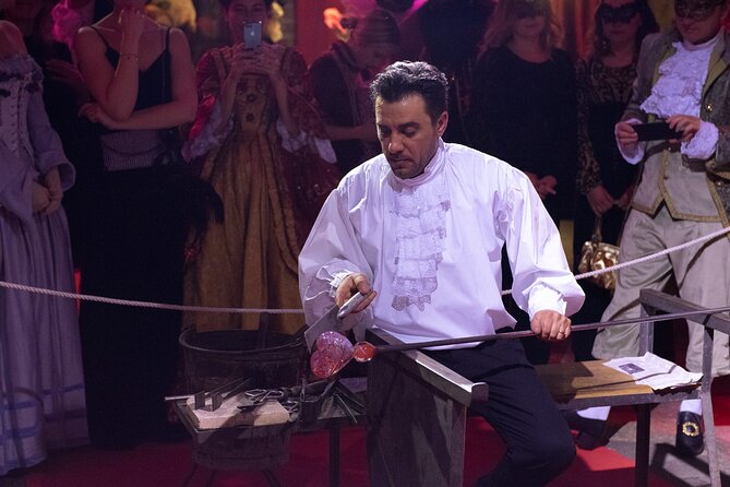 Murano Glass Blowing Demonstration - The Glass Cathedral - Fitting the show into a Murano day