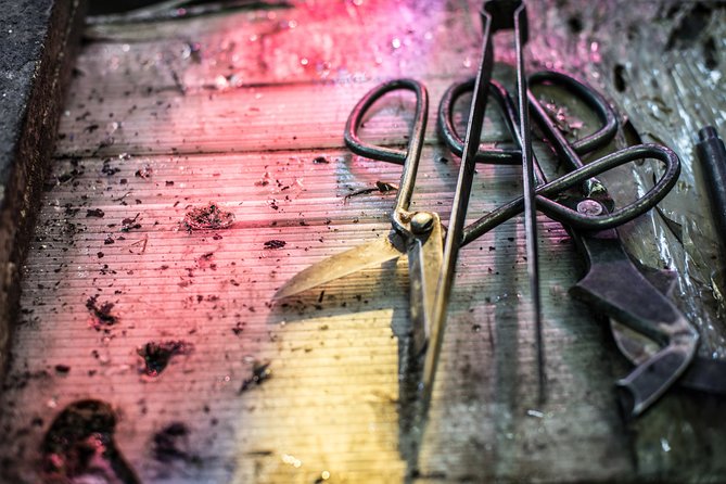 Murano Glass Experience With a Visit to a Burano Lace Island - Should you book the Murano and Burano tour?