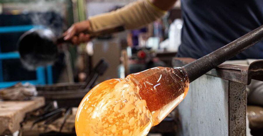 Murano: Glass Factory Experience with Tour and Demonstration - Murano glass in action