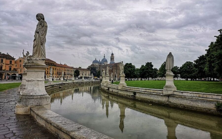 Padua: Highlights Private Walking Tour & Scrovegni Chapel - Optional additions for art lovers