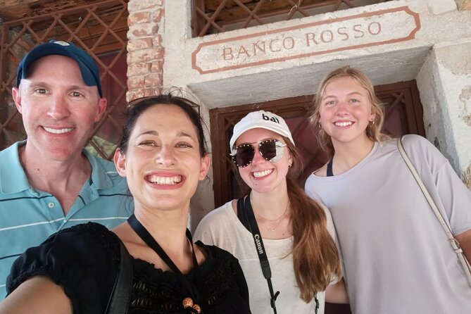 Private 3 hrs Venice Tour: St Mark's, Walking tour & Boat tour - Castello’s lanes and campos