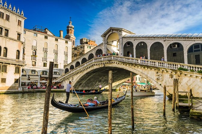 Private Secret Venice Tour; Rialto Market, San Polo & Food and Wine tasting - Start at Rialto, where Venice did business