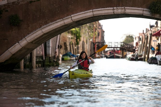 Real Venetian Kayak - Tour of Venice Canals with a Local Guide - Booking details to check before you go