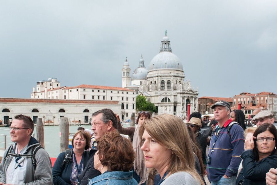Secret Venice & Gondola Tour - What the walking tour does best