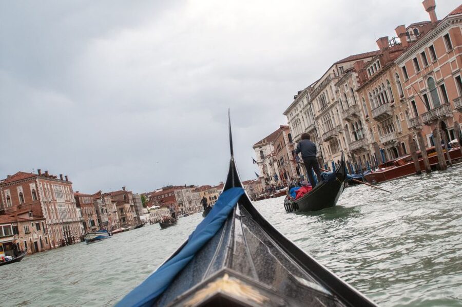 Secret Venice & Gondola Tour - Who should book this Venice walk