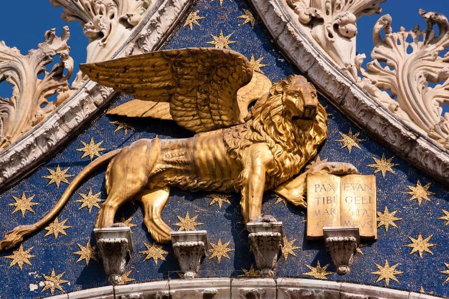 St Mark's Basilica and Doge's Palace Priority Entry Ticket - Two Venetian powerhouses, one compact visit