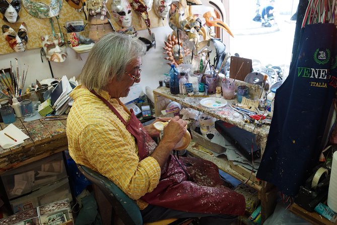 Venetian Carnival Mask Making Class in Venice, Italy - Who should book this class?