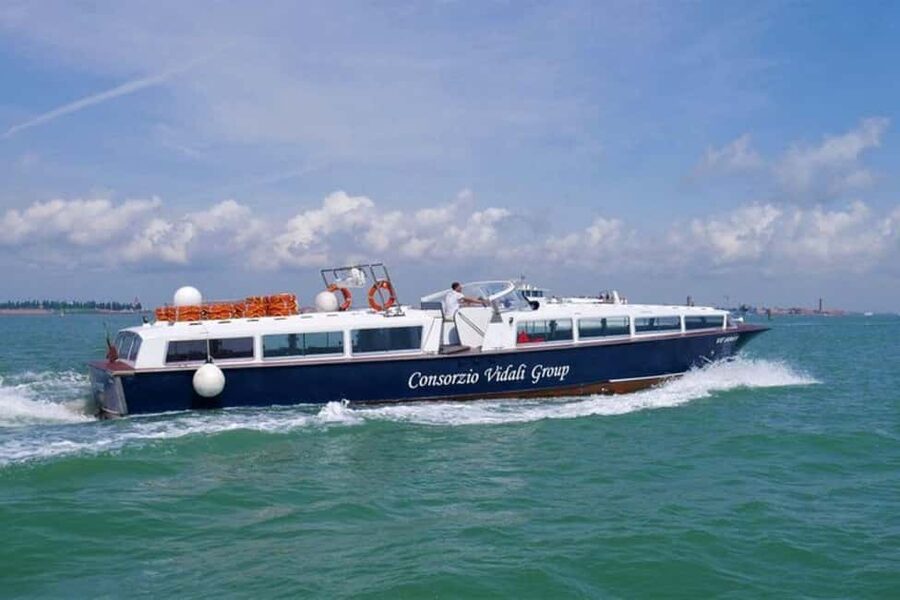 Venetian Lagoon Tour: Visit Murano, Burano and Torcello - Should you book it?