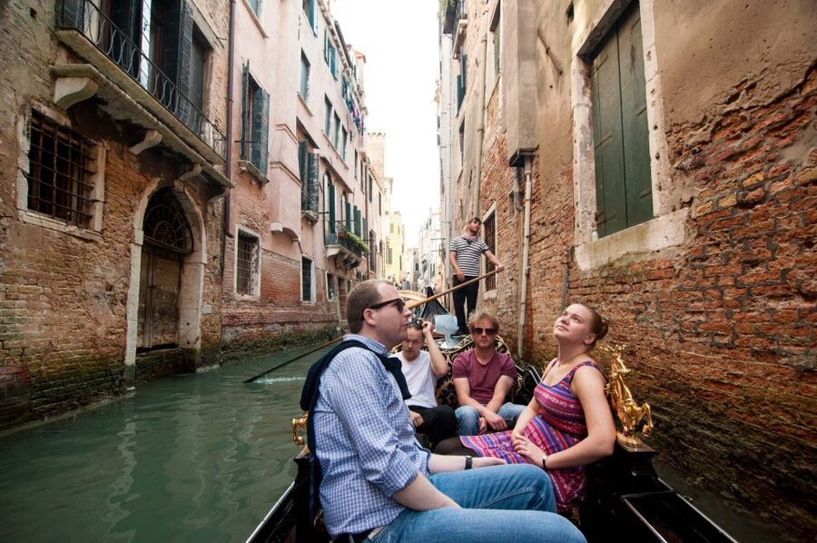 Venetian Private Sandolo tour - Choosing 30 or 60 minutes
