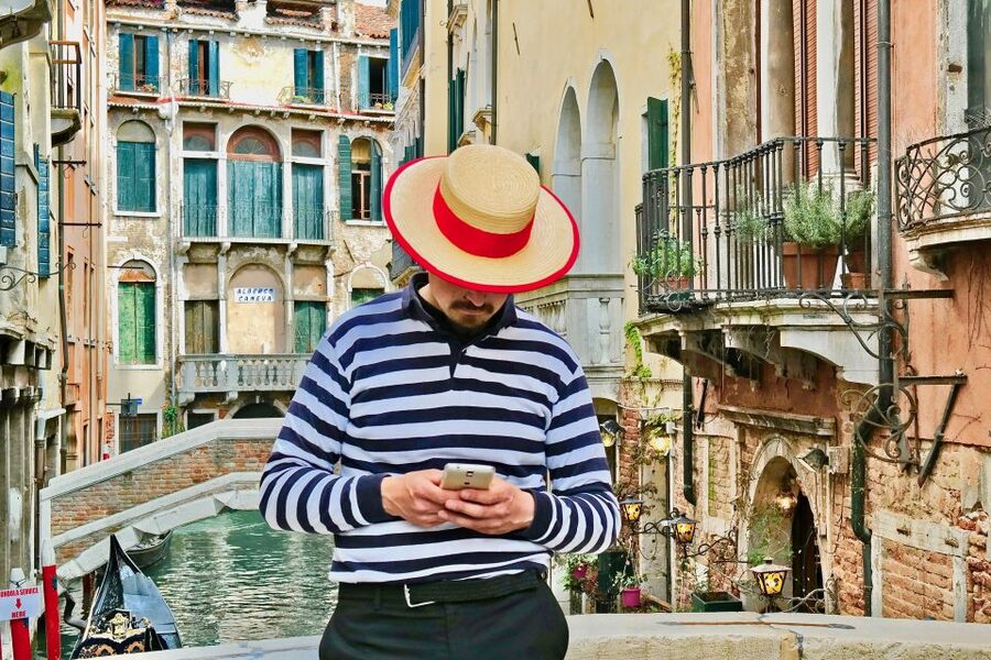 Venetian Private Sandolo tour - Who will enjoy this ride most?