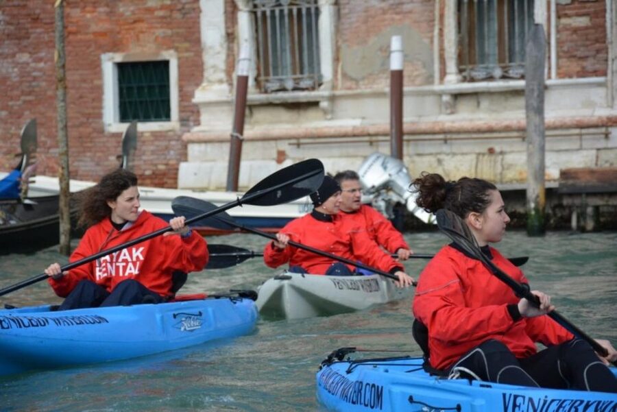Venice: 60' Quick Kayak Tour of Venice with guide - Should you book it?