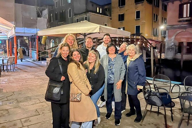 Venice Bacaro Food Tour: Eat and Drink like a Venetian - Seasonal cicchetti on Salizada del Pistor