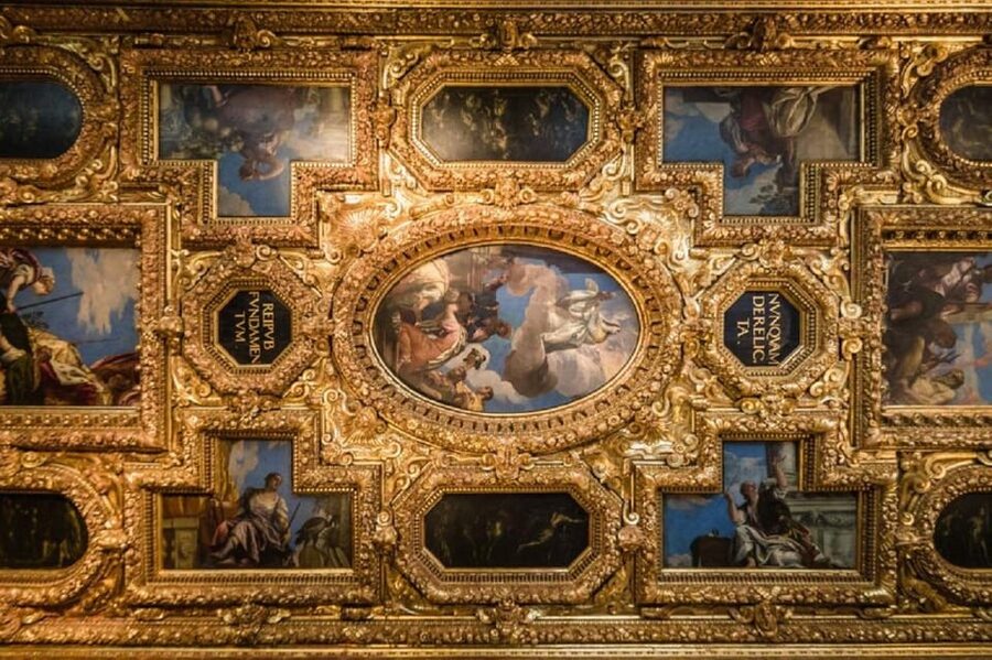 Venice: Basilica and Doge's Palace Priority Ticket and Tour - The 3D introduction sets the scene