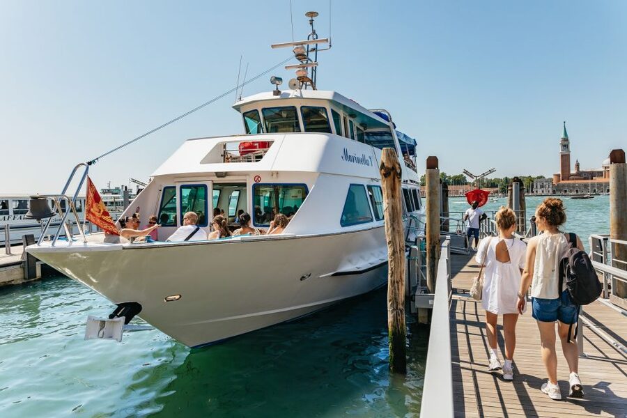 Venice: Burano, Torcello & Murano Boat Tour w/Glassblowing - Should you book this island tour?