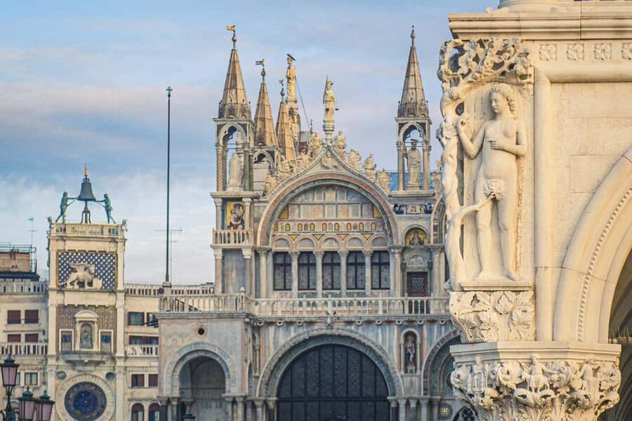 Venice: Byzantine Tour and Skip-the-Line St Mark's Basilica - What the $84 price gets you