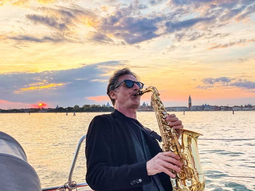 Venice: Catamaran Sunset Jazz Cruise with Aperitivo - Who should book this cruise