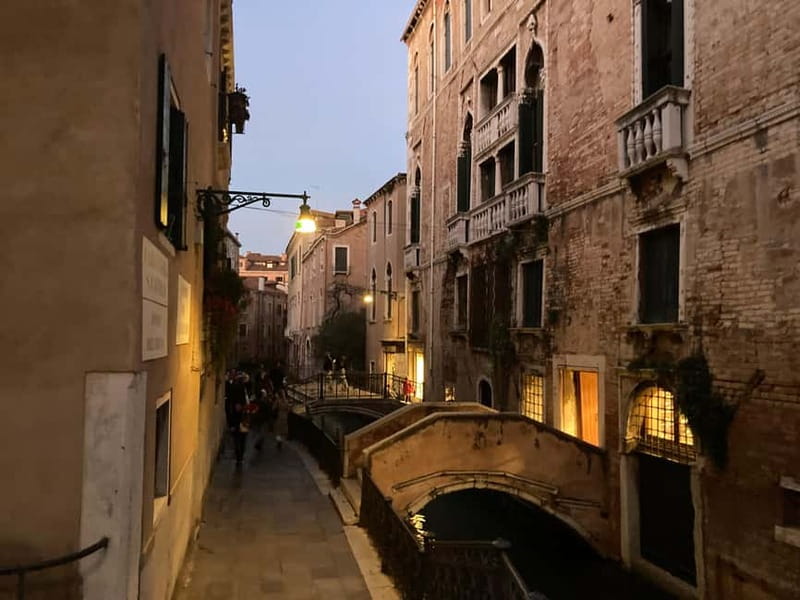 Venice: Crimes, Legends, and Mysteries Sunset Tour - Canals, bridges, and the work of keeping order