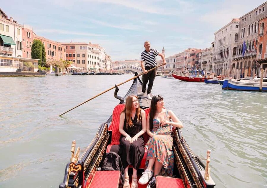 Venice: Doge's Palace and St Mark's Tour with Gondola Ride - Is the $46 price good value?