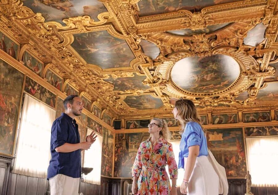 Venice: Doge's Palace and St Mark's Tour with Gondola Ride - What to know before you book