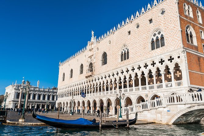 Venice: Doge’s Palace Prisons & Secret Itineraries Guided Tour - Follow the secret route through rooms most people miss