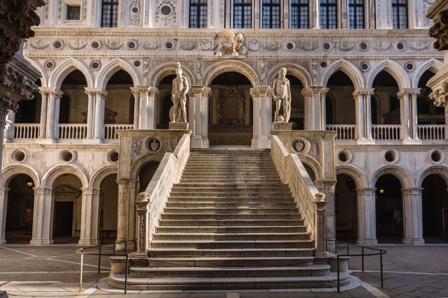 Venice: Doge's Palace Skip-the-Line Ticket with Guidebook - Skip the ticket line, not the planning