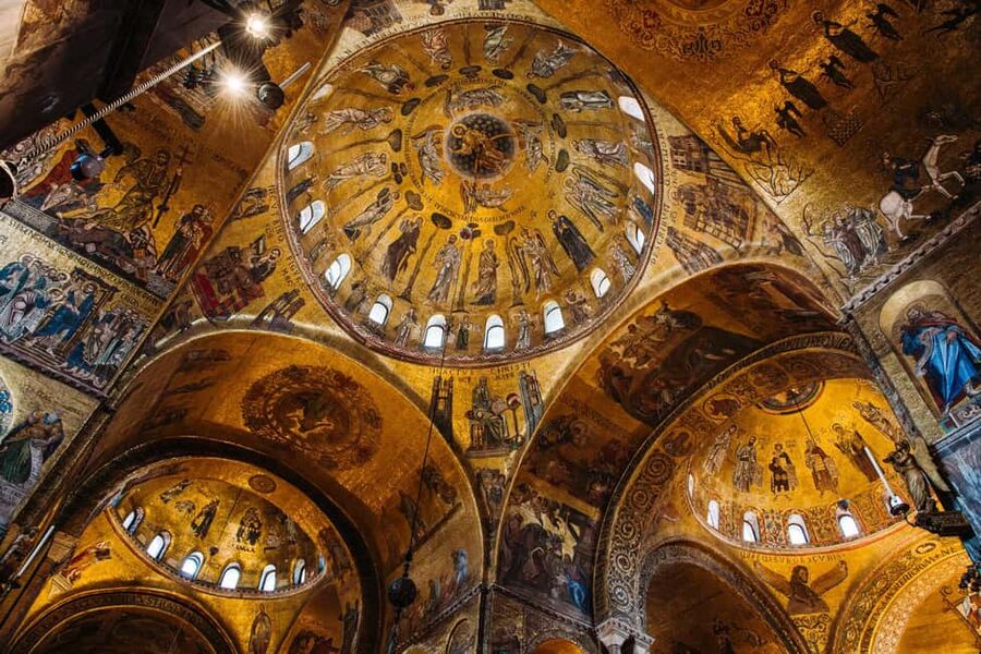 Venice: Doge's Palace & St Mark's Tour with Upgrade Option - The Doge’s Palace tells Venice’s story in its own rooms