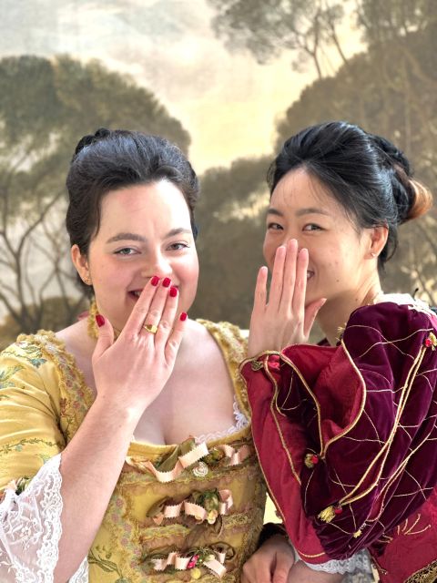 Venice: Dress-Up Experience - What the $84.96 price buys you